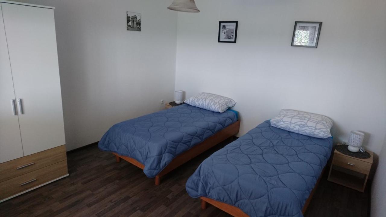 Apartman Vuleta Ražanac Exteriör bild